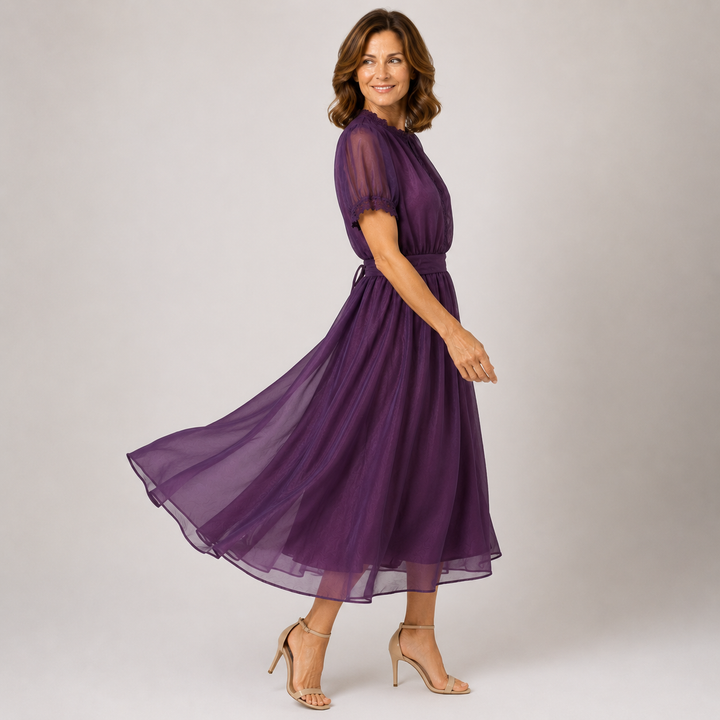 Casa Marbella™ | Vestido Maxi Flavia con Escote en Gota y Bordado de Encaje en Chiffon