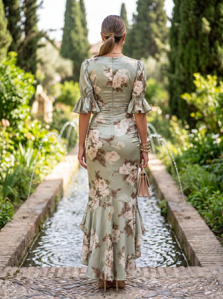 Casa Marbella™ | Vestido largo asimétrico de satén verde con escote en V - Ana