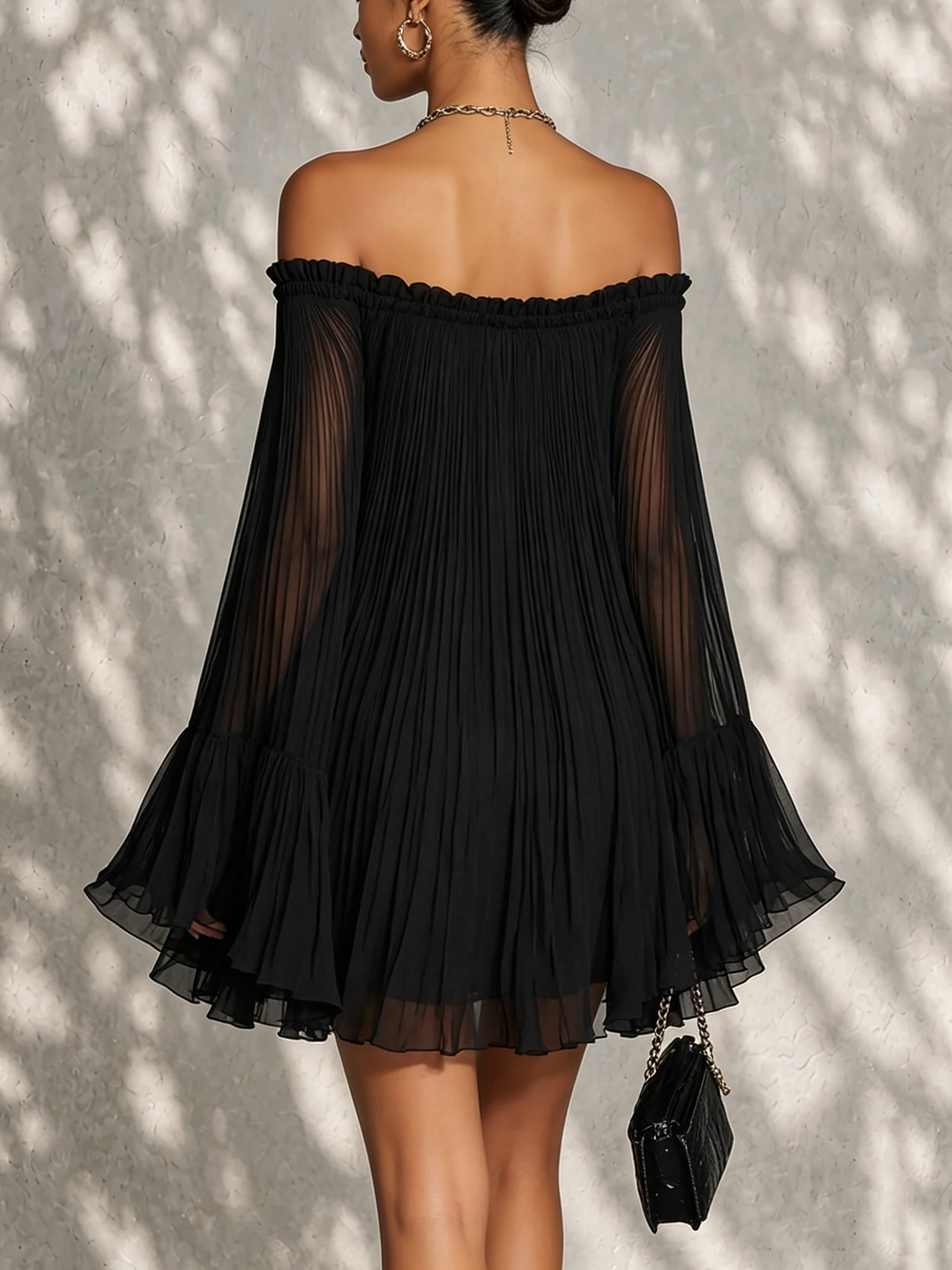 Casa Marbella™ | Vestido Mini Ginevra Negro con Hombros Descubiertos