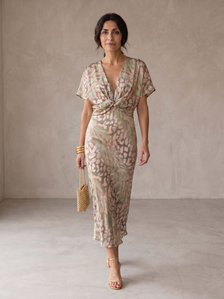 Casa Marbella™ | Vestido Antonella Elegante en Tejido Ligero y Fluido